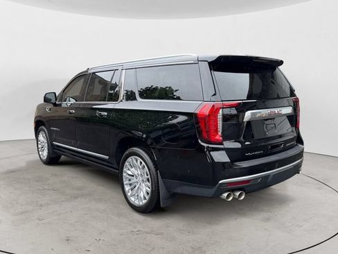 Used 2023 GMC Yukon XL Denali w/ Denali Reserve Package AWD/4WD image 3