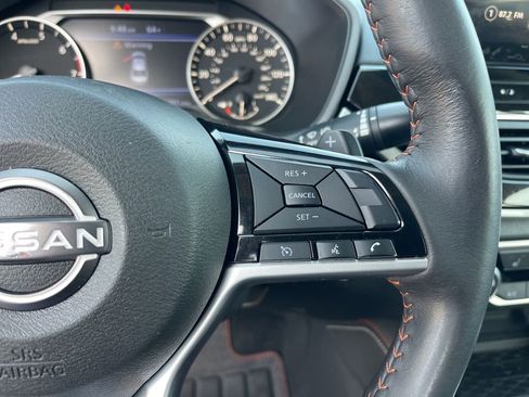 Used 2024 Nissan Altima 2.5 SR w/ SR Premium Package image 17