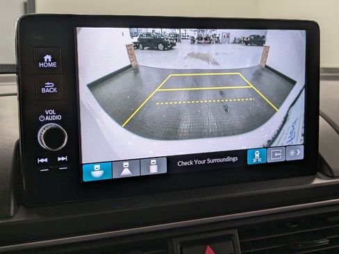 Certified 2023 Honda Pilot Touring image 12