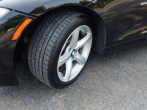 Used 2013 BMW Z4 sDrive28i RWD image 21