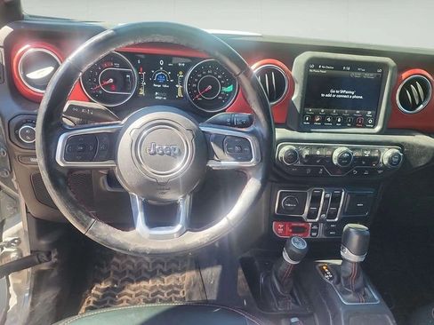Used 2021 Jeep Gladiator Rubicon AWD/4WD image 9