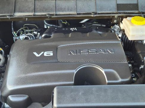 Used 2024 Nissan Pathfinder Platinum FWD image 23
