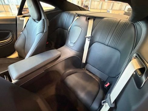 Used 2023 Aston Martin DB11 Coupe image 23