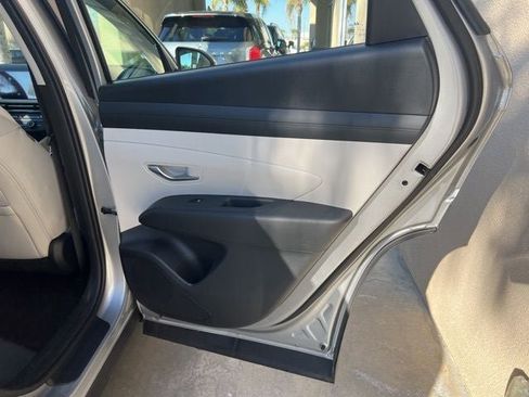 New 2026 Hyundai Tucson SE image 17