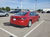 Used 2019 Toyota Camry SE image 3