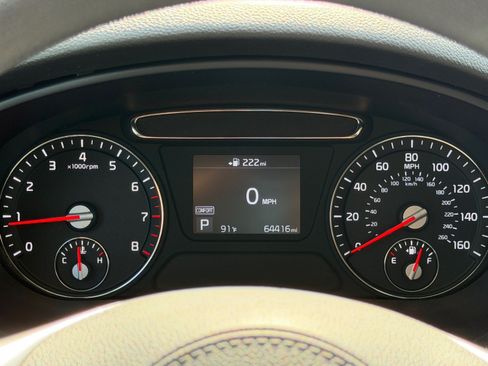 Used 2019 Kia Sorento FWD image 40