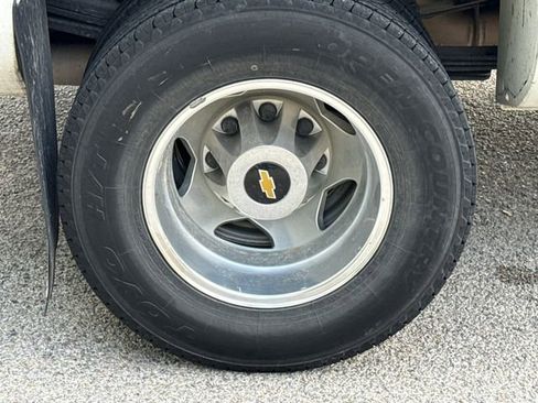 Used 2019 Chevrolet Silverado 3500 LT w/ LT Convenience Package image 5