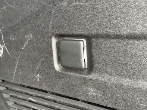 Used 2023 Chevrolet Suburban LS image 22