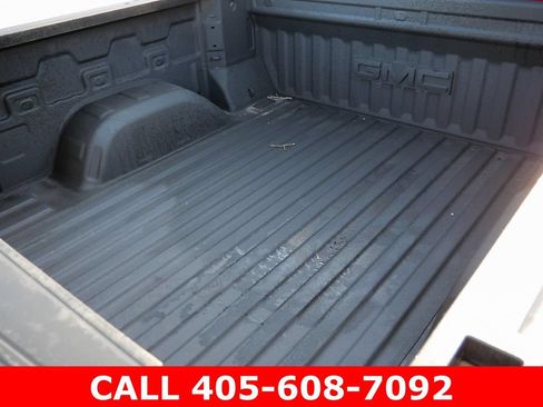 Used 2024 GMC Sierra 1500 SLT AWD/4WD image 12