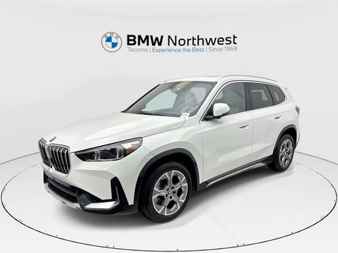 Used 2025 BMW X1 xDrive28i image 1