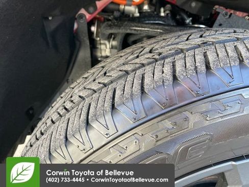 Certified 2024 Toyota Sequoia Platinum AWD/4WD image 28