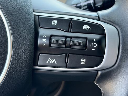 Used 2025 Kia K5 GT-Line w/ GT-Line Premium Package FWD image 22