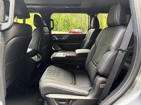 New 2026 INFINITI QX80 Autograph AWD/4WD image 12