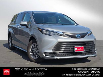 Certified 2025 Toyota Sienna XLE