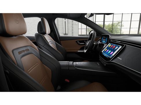 New 2026 Mercedes-Benz E 53 AMG e 4MATIC Sedan image 4