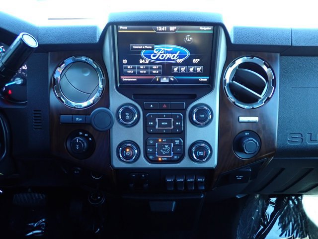 Used 2015 Ford F250 Lariat w/ Lariat Ultimate Package AWD/4WD image 16