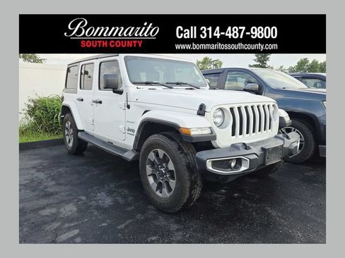 Used 2018 Jeep Wrangler Unlimited Sahara w/ Dual Top Group AWD/4WD image 1