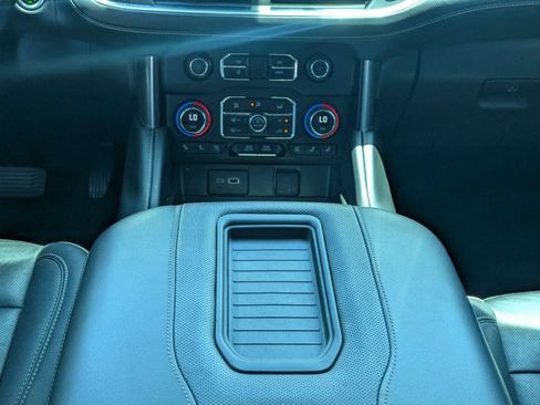 Used 2023 Chevrolet Tahoe Premier AWD/4WD image 20