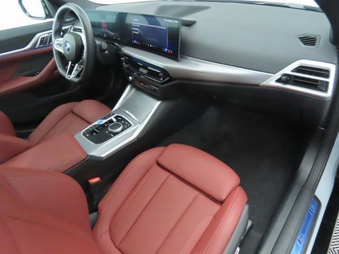 Used 2025 BMW i4 eDrive40 w/ M Sport Package image 18