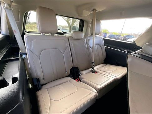 Used 2022 Ford Expedition Max Limited image 28
