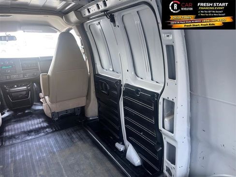 Used 2020 Chevrolet Express 2500 w/ Driver Convenience Package RWD image 33