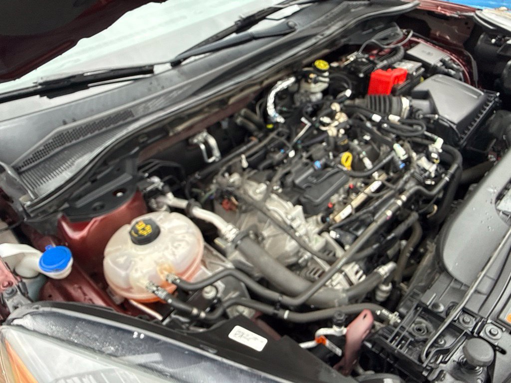 Used 2021 Ford Escape SEL w/ Technology Package FWD image 30