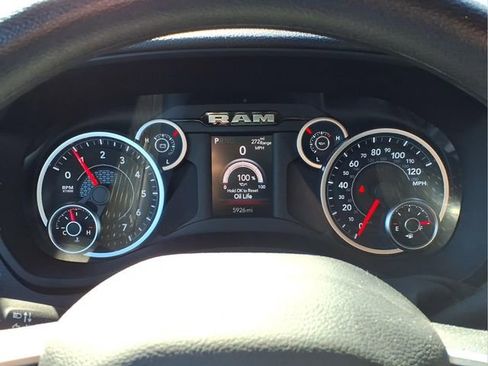Used 2025 RAM 2500 Tradesman AWD/4WD image 31