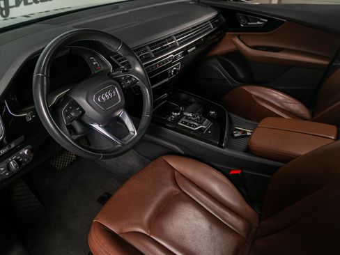 Used 2019 Audi Q7 3.0T Prestige AWD/4WD image 6