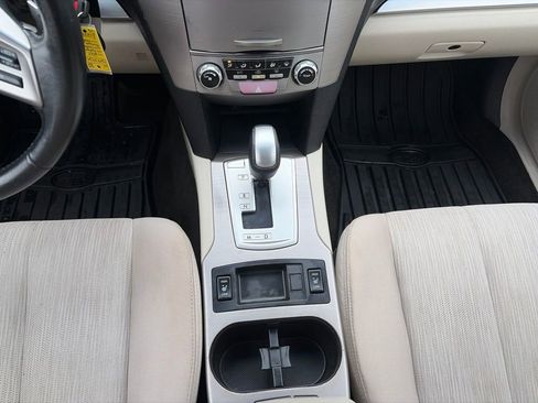 Used 2014 Subaru Outback 2.5i Premium AWD/4WD image 15