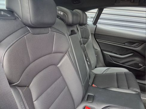 Certified 2025 Porsche Taycan 4S AWD/4WD image 21