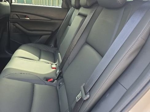 Certified 2023 MAZDA CX-30 AWD 2.5 S w/ Preferred Package image 17