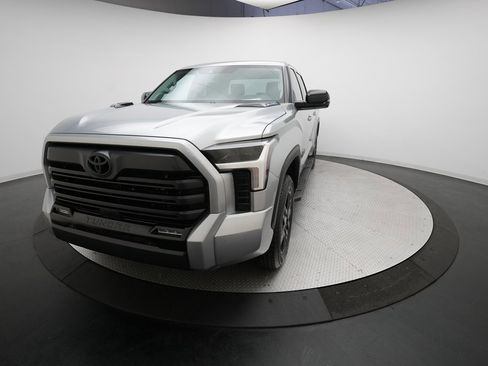 Used 2024 Toyota Tundra Limited image 33