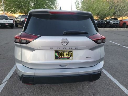 Certified 2024 Nissan Rogue S image 9