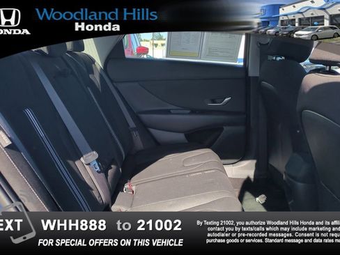 Used 2024 Hyundai Elantra SEL w/ Convenience Package FWD image 24