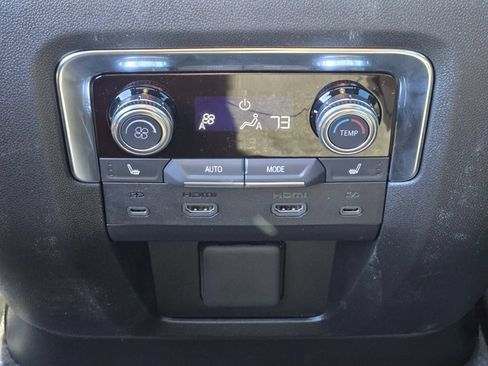 New 2026 GMC Yukon XL Denali w/ Denali Reserve Package AWD/4WD image 35