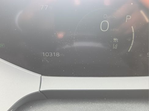 Used 2026 Toyota Prius LE FWD image 11
