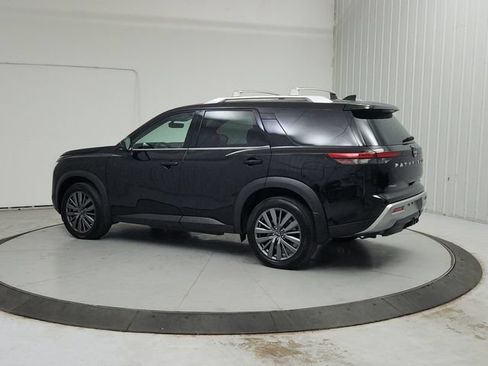 Used 2025 Nissan Pathfinder SL w/ SL Premium Package AWD/4WD image 6