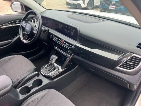 Certified 2024 Kia Seltos S FWD image 20