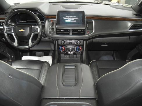 Used 2023 Chevrolet Tahoe Premier AWD/4WD image 30