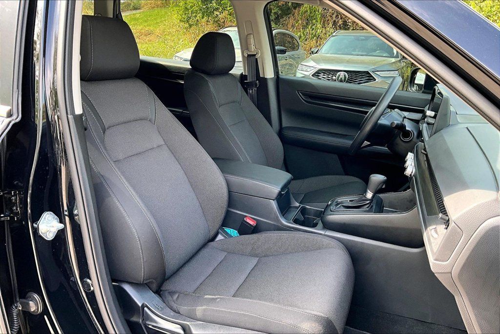Used 2026 Honda CR-V EX image 9