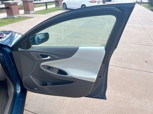 Certified 2024 Chevrolet Malibu LT image 38