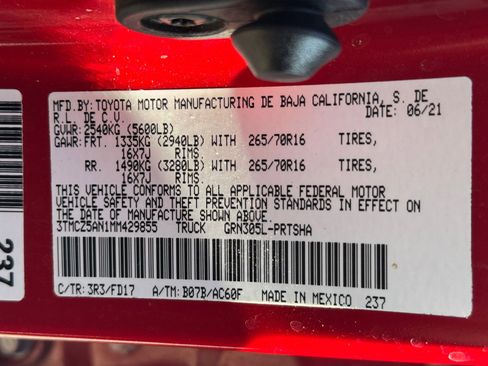 Used 2021 Toyota Tacoma TRD Off-Road w/ Technology Package image 34