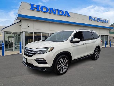 Used 2017 Honda Pilot Elite image 1