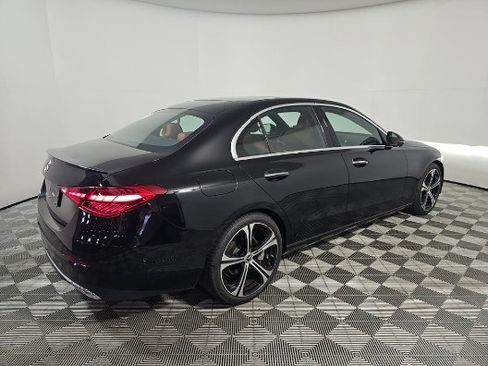 Used 2022 Mercedes-Benz C 300 Sedan w/ Exclusive Trim Package image 4