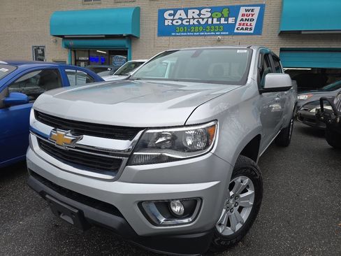 Used 2016 Chevrolet Colorado LT w/ LT Convenience Package image 2