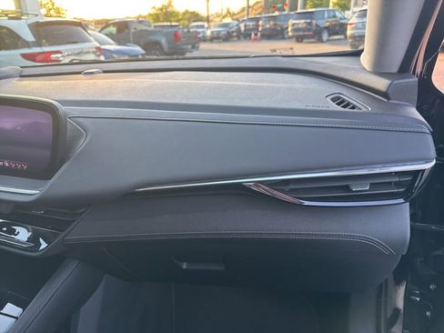 Used 2024 Buick Envision Preferred AWD/4WD image 18