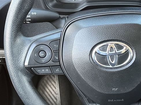 Used 2024 Toyota Corolla LE image 12