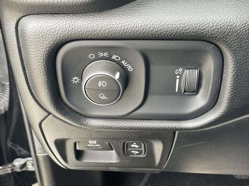 Used 2022 RAM 1500 Big Horn AWD/4WD image 20