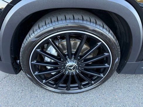 Used 2021 Mercedes-Benz GLB 35 AMG 4MATIC image 11