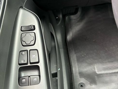 Used 2023 Hyundai Kona SEL w/ Convenience Package image 26